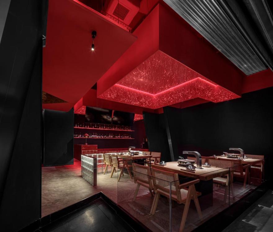 嘟嘟经典面馆 | 一半炽热一半冰封的浪漫空间-12