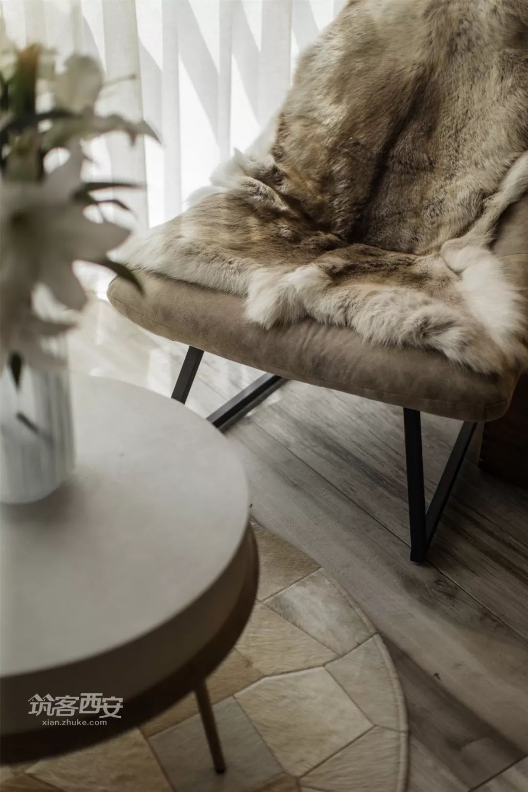 灰色++ 粉色,魏一琳设计师打造绅士空间-42