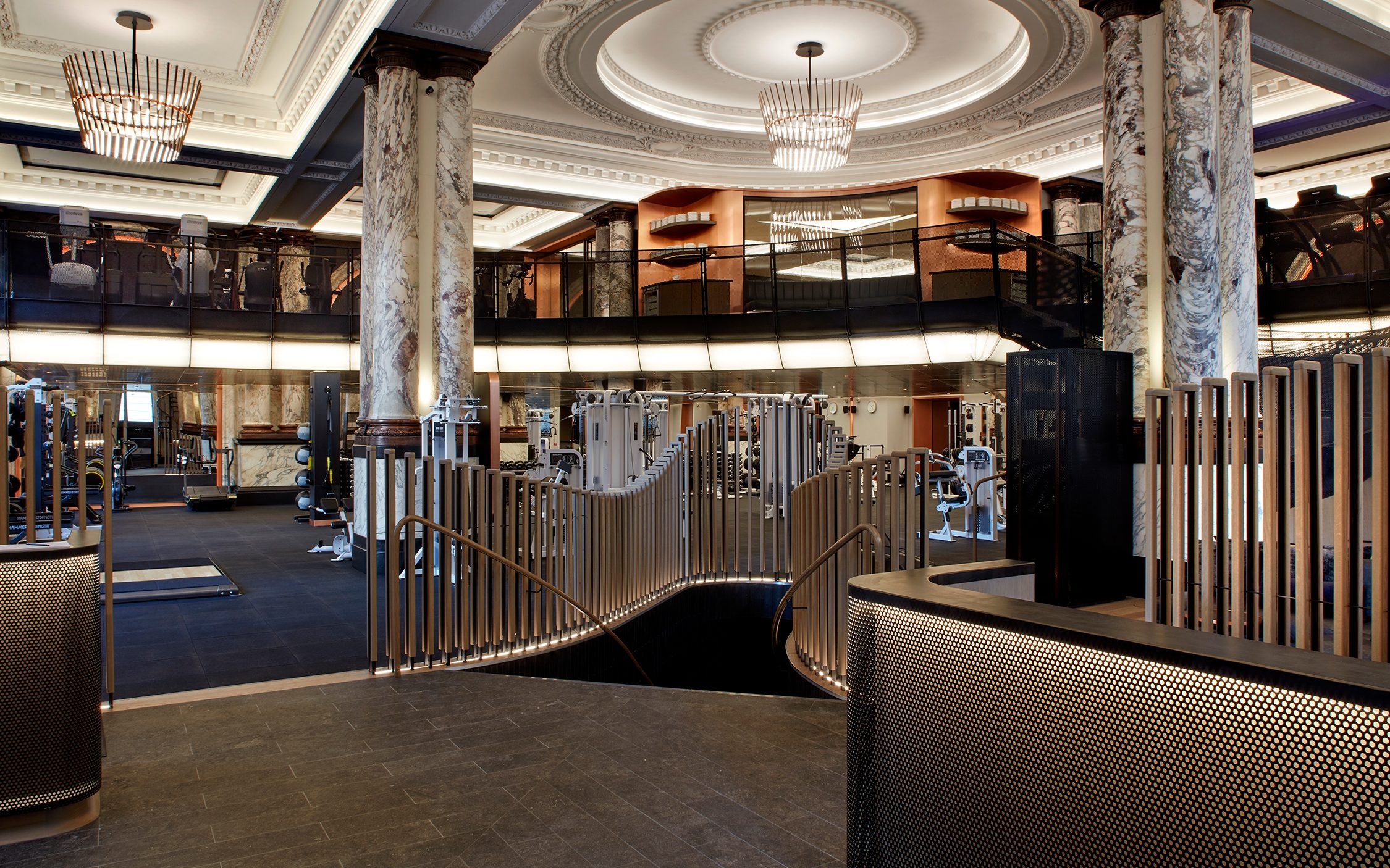 伦敦 Equinox St  James Joyce Wang-17