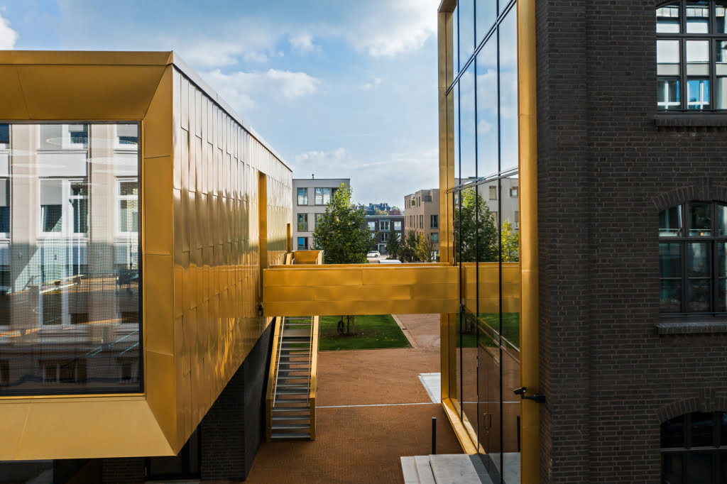 哈格洛夫特 – 克雷辛斯-11