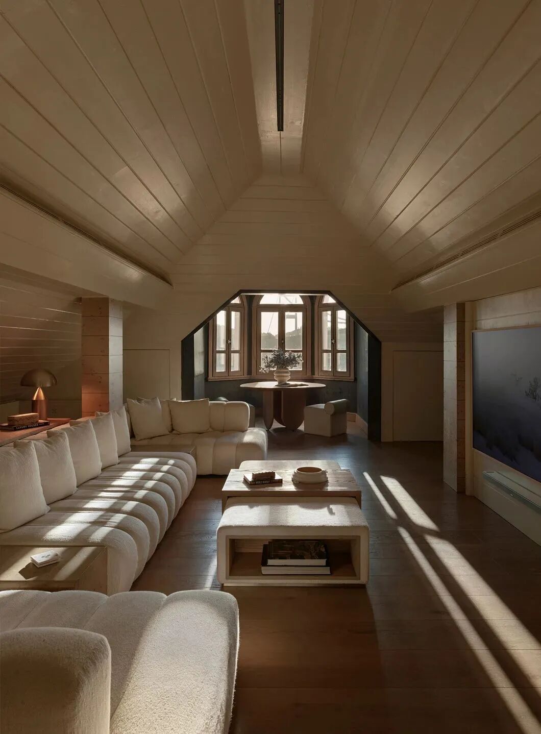 桓墅鉴赏|EscapefromSofa·跨越六个世纪的美学宅邸-23