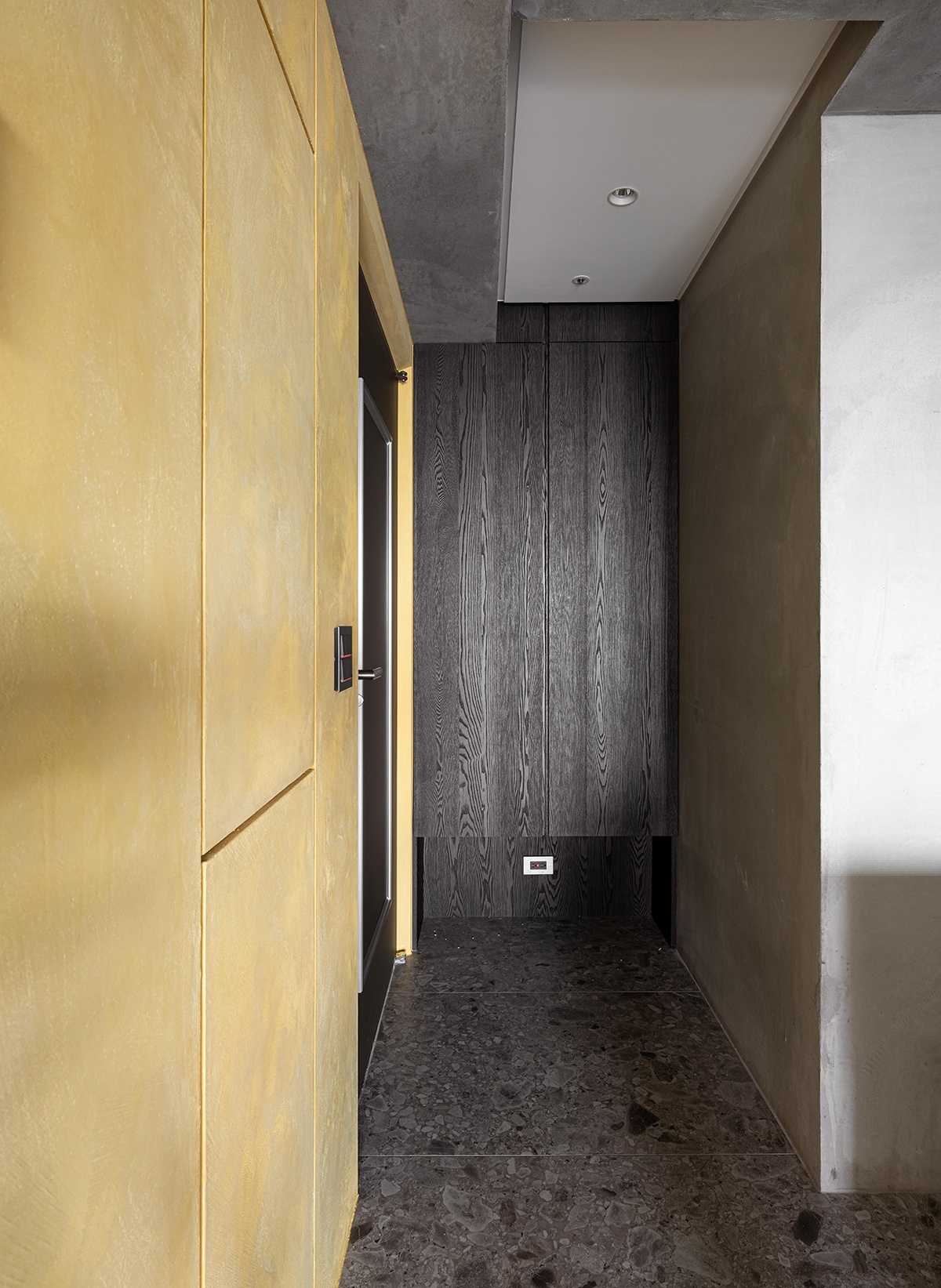 玩味 A New Day | 发型师的美学公寓,色彩与材质的激情碰撞-15