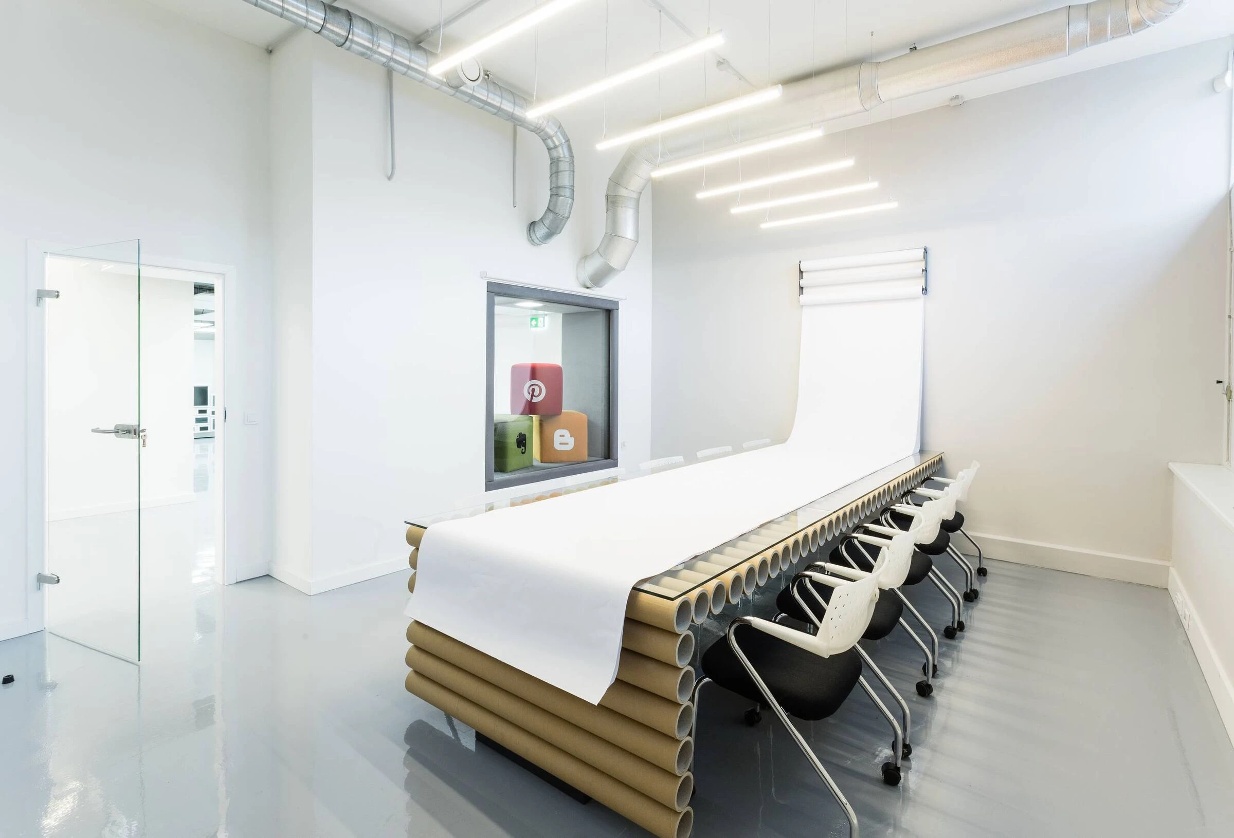 Publicis One · Studio Reaktor 创新媒体公司办公室设计-14