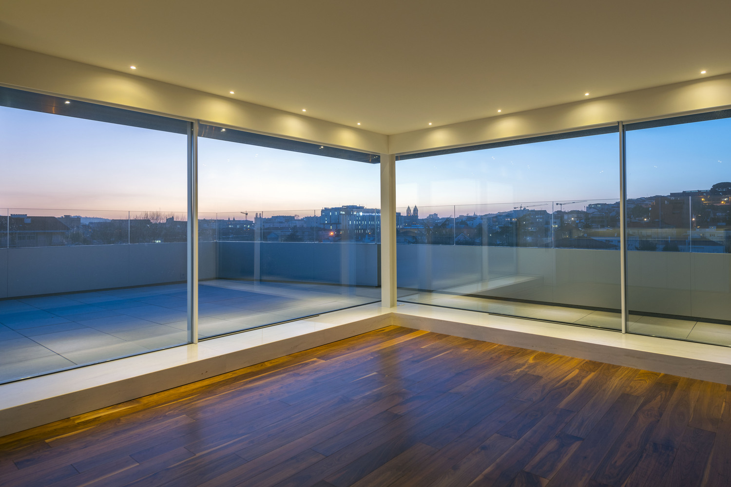 葡萄牙 Braga 中心 275 平米公寓翻新-14