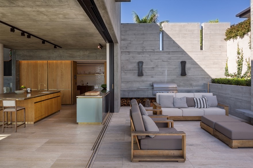 Massive Concrete Home on a Cliff Above Hobson Bay-6