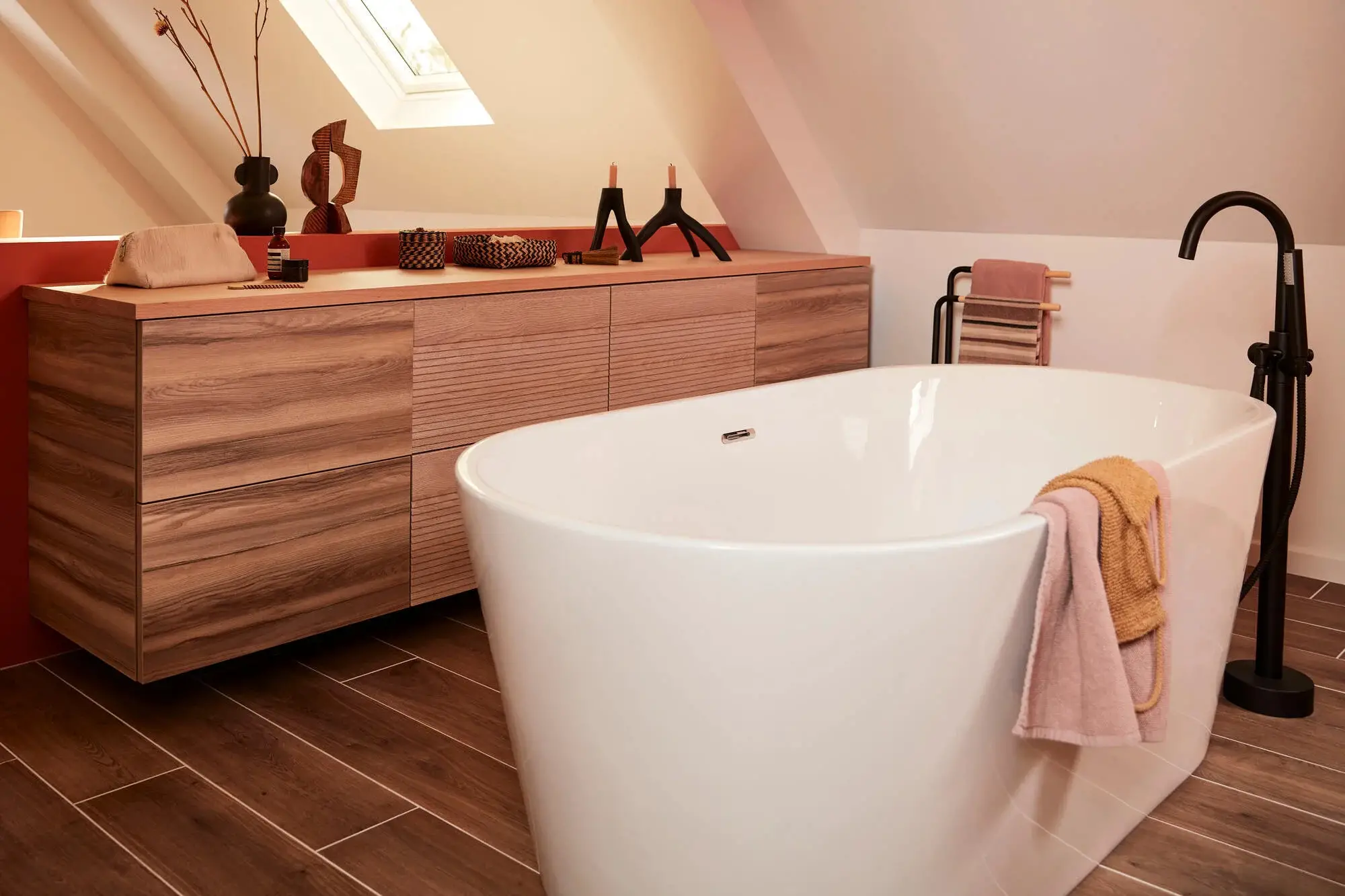 阁楼卧室的个性化设计魅力-6