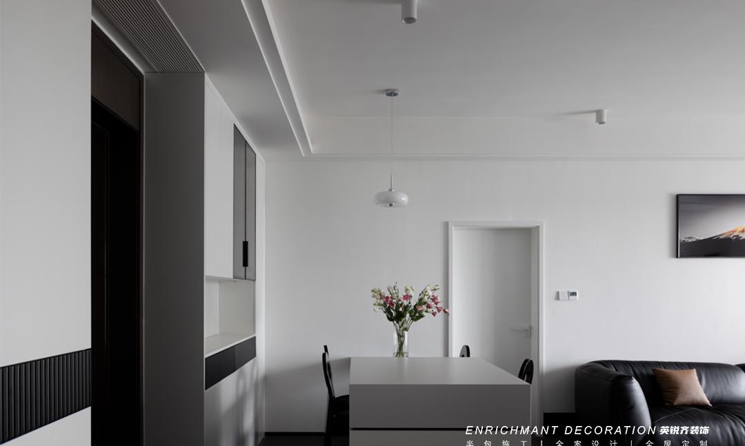 极致黑白 · 简约高级感爆棚的精装房改造丨易越-40