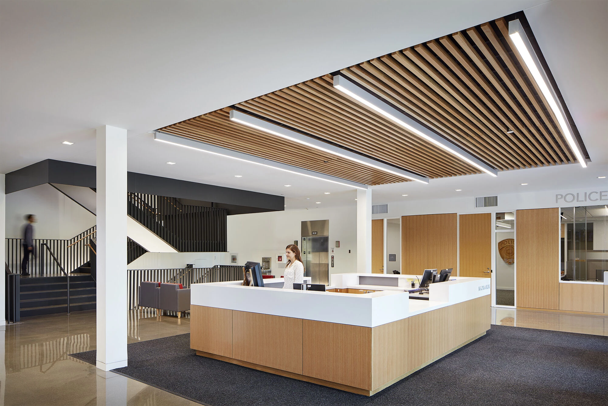 地铁交通警察局丨美国明尼阿波利斯丨Snow Kreilich Architects-5