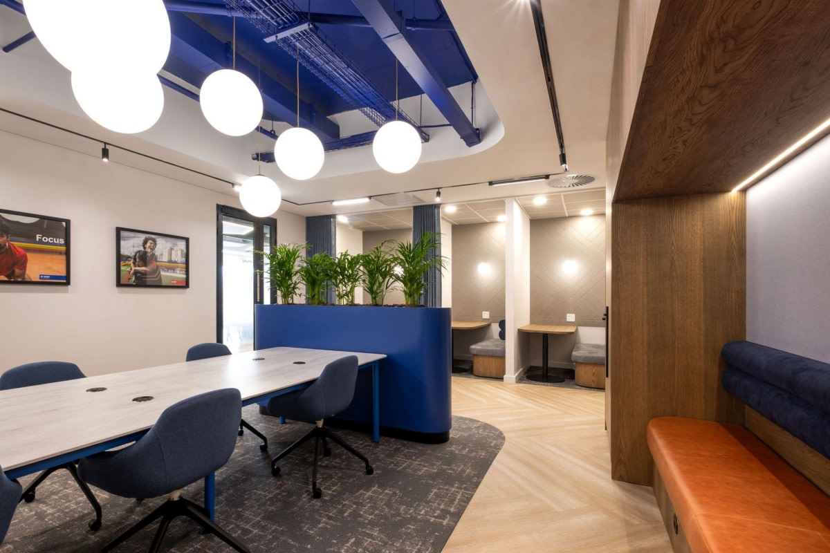 趋势集团打造的巴斯夫办公室丨南非约翰内斯堡-30