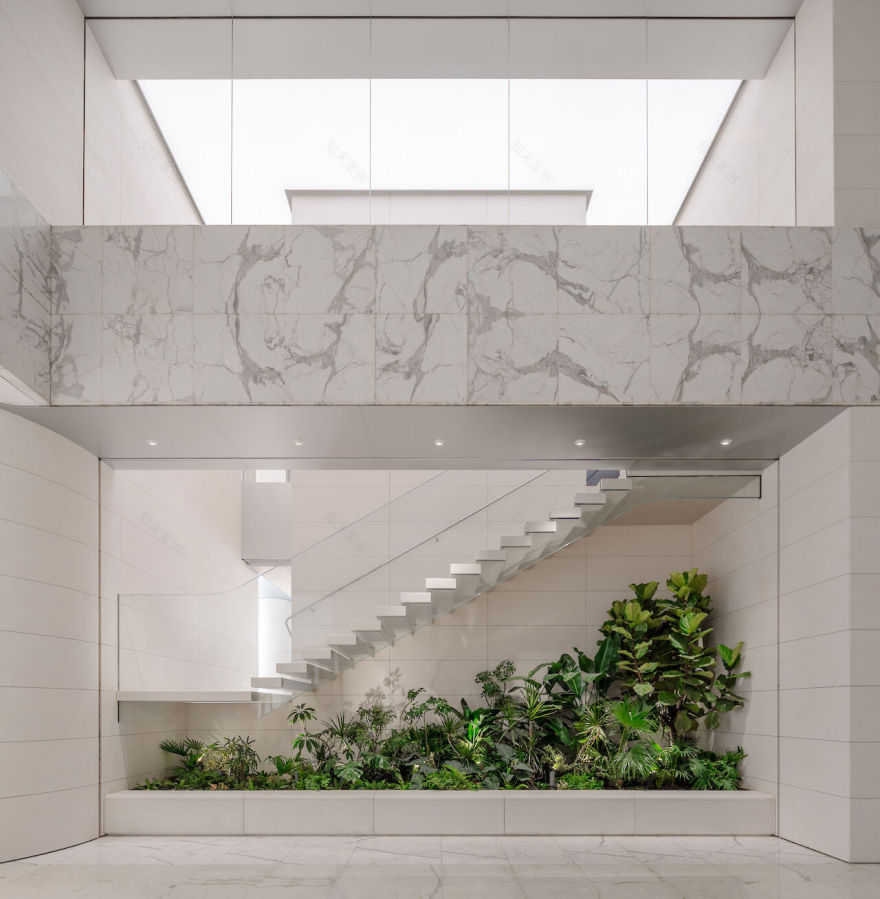 Huawei Flagship Store by Superimpose Architecture-25