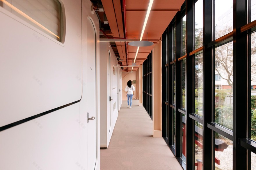 鹿特丹CityHub酒店:未来的城市酒店需要千禧年连接到新的地方-4