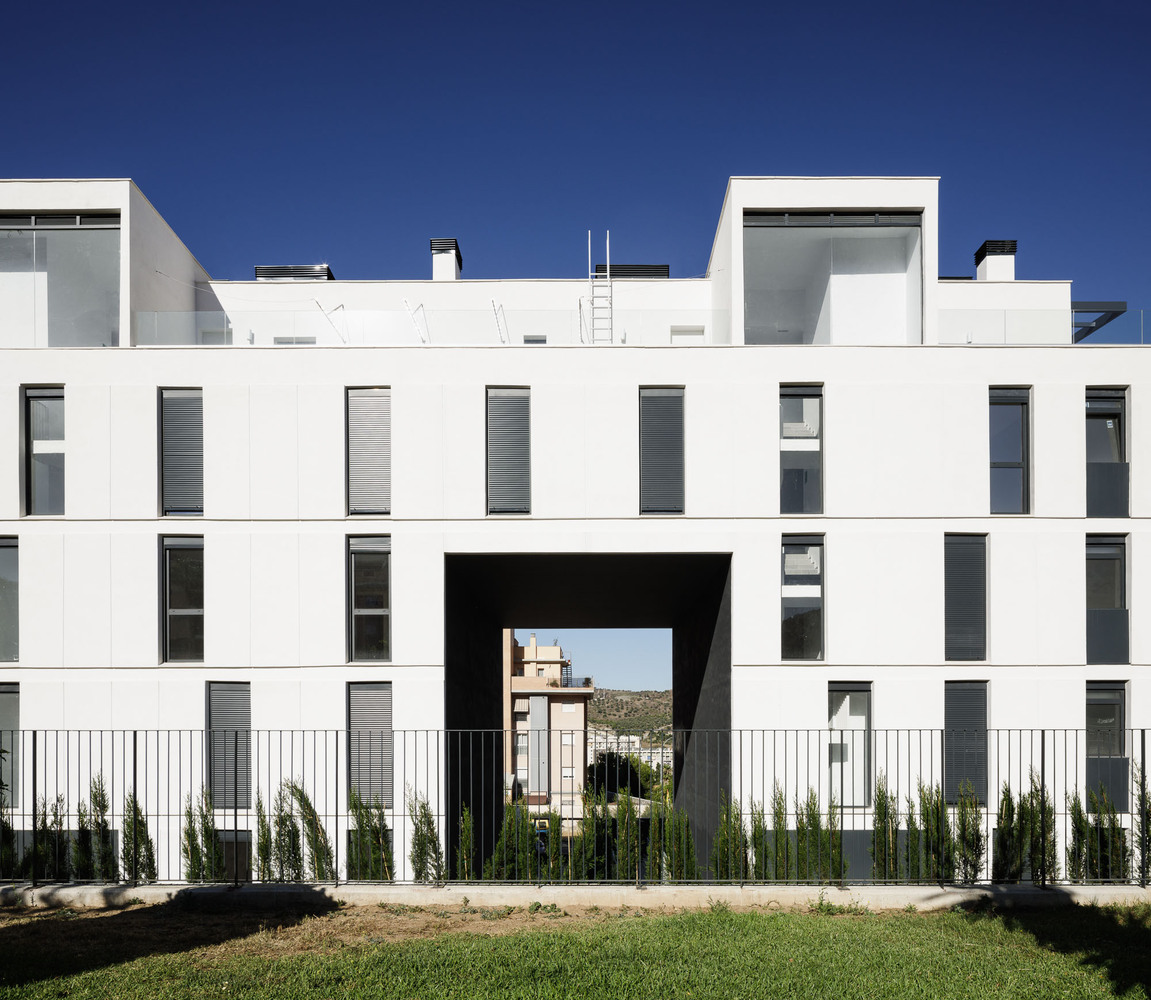 西班牙马拉加 Huerta Nueva 住宅建筑设计丨Bakpak Architects-9