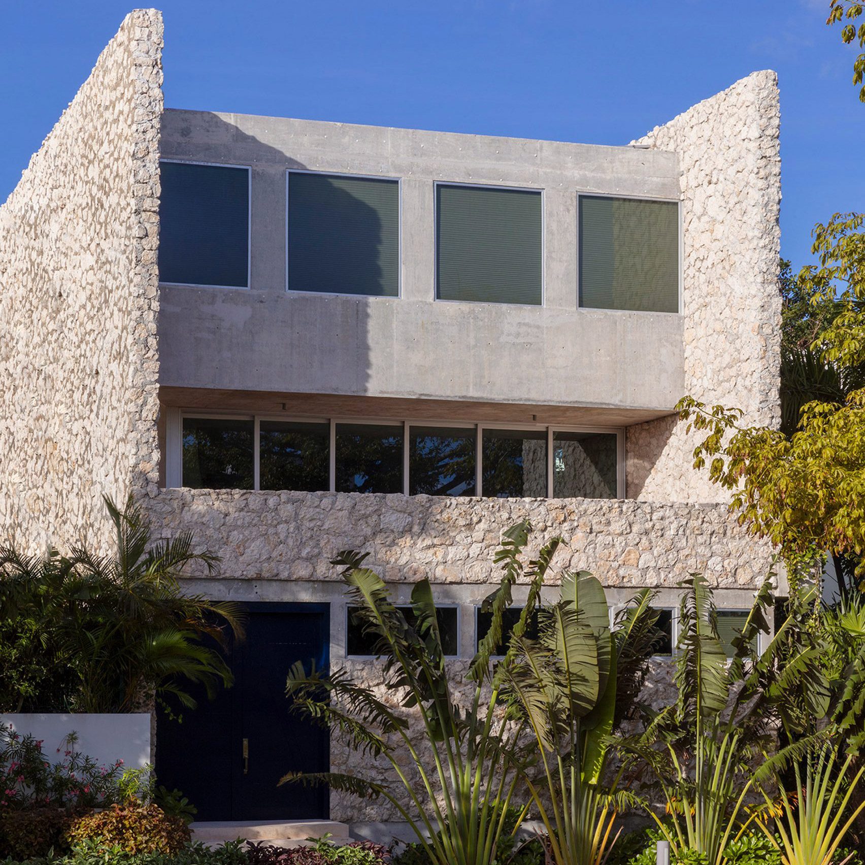 炭化木基座凉亭丨墨西哥墨西哥城丨Lanza Atelier-14