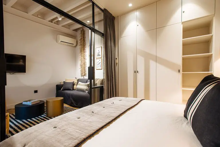 自然色彩的西班牙小复式 | 安静与品质的完美结合-6