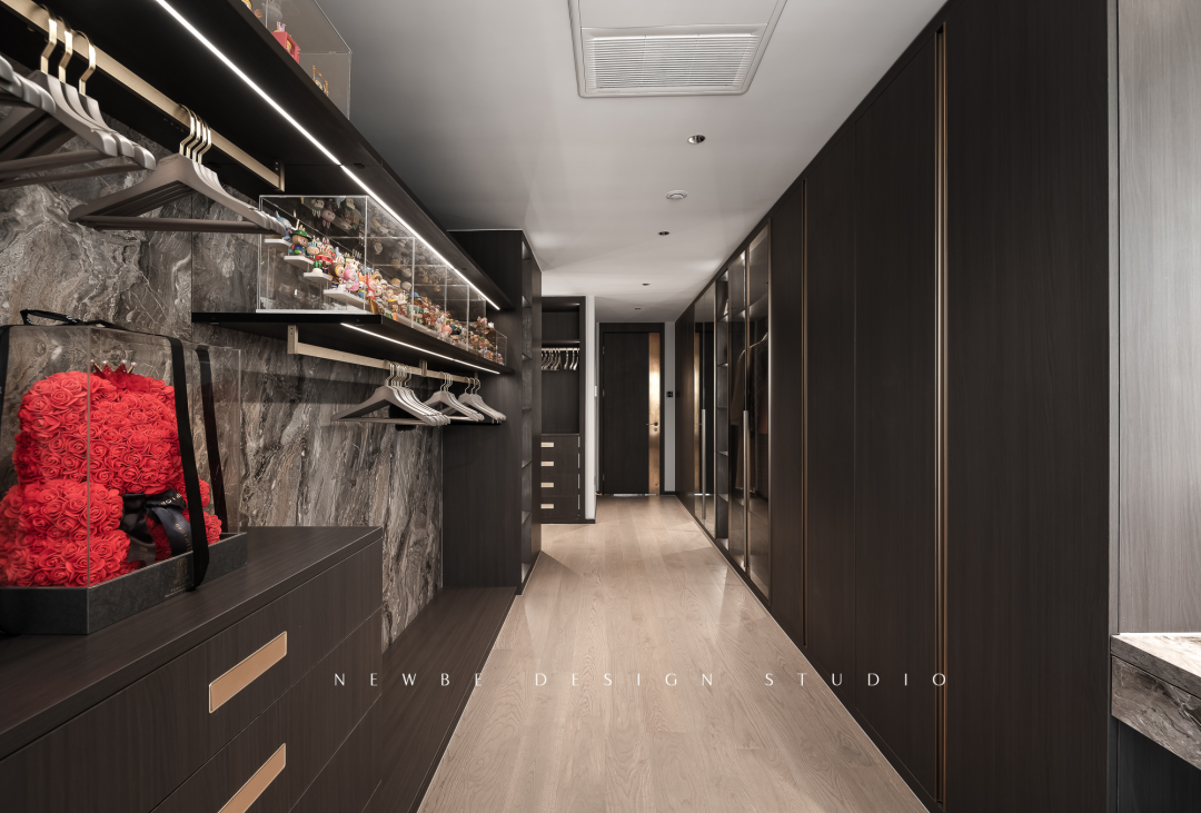 轻奢现代风超大平层设计丨陈丽娟,江怡君-68