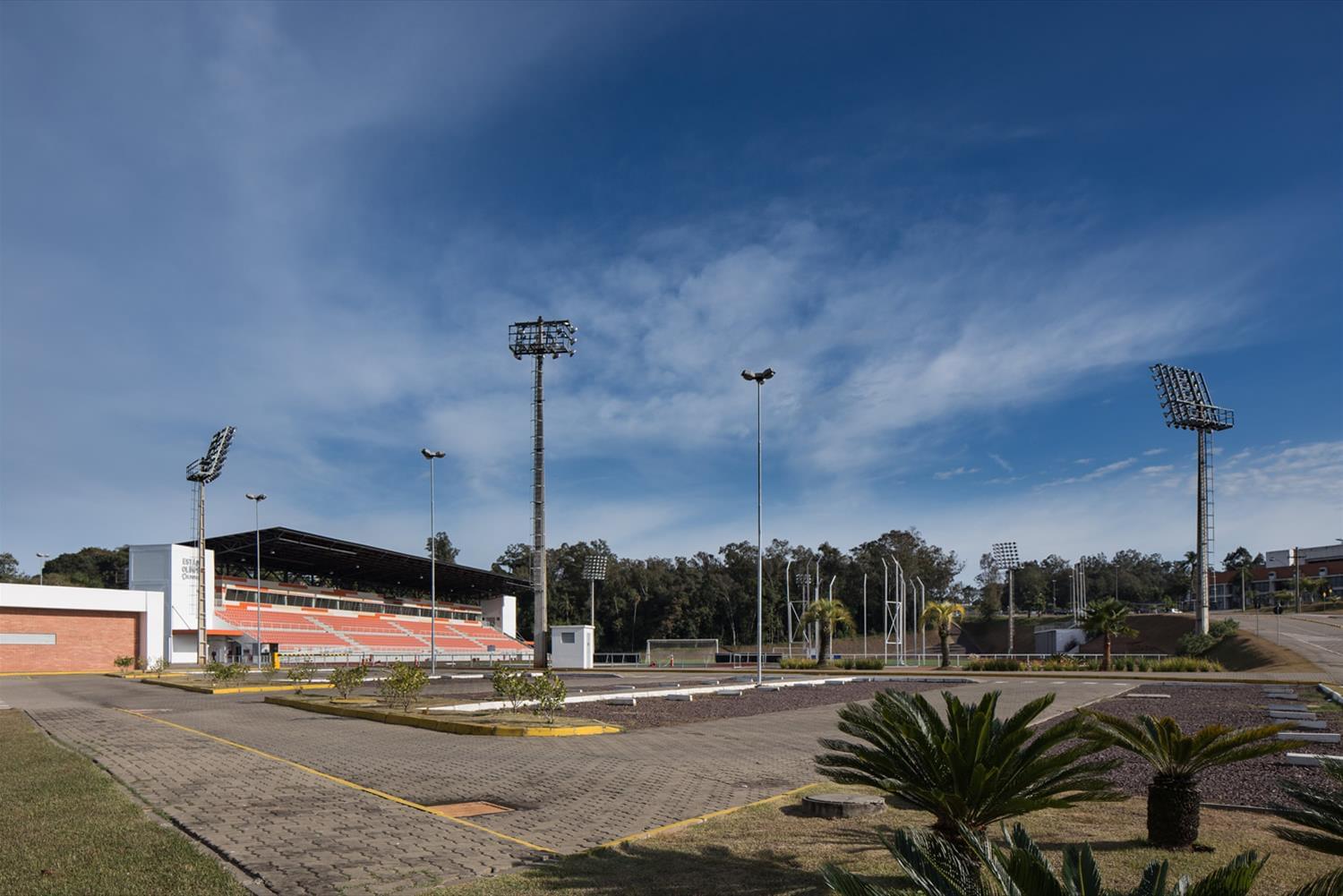 巴西 Estádio Olímpico Univates · Tartan Arquitetura e Urbanismo 的体育建筑杰作-11