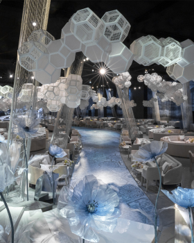 Embracing Petals | Designlab Experience