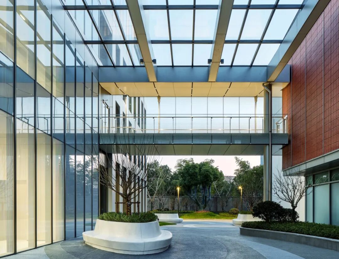 上海机场运行指挥中心扩建工程丨中国上海丨华建集团华东建筑设计研究院有限公司-54