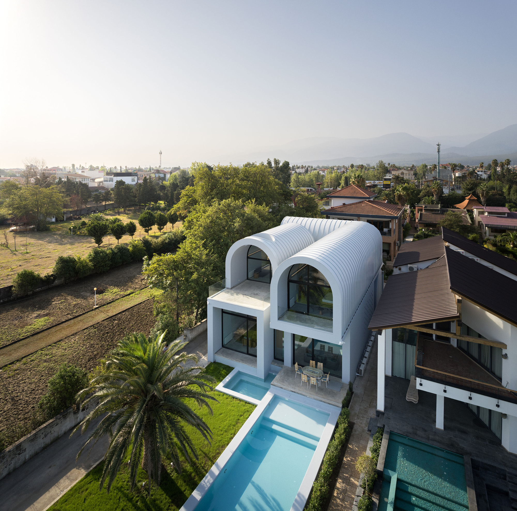 保险库在保险库别墅上丨伊朗丨KRDS-13