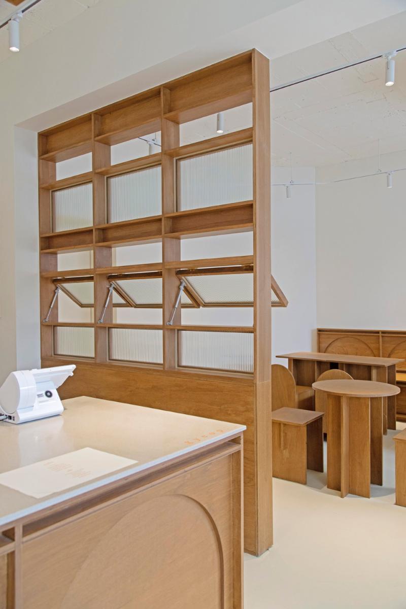 白色&木调  Instagram 风咖啡馆设计-13