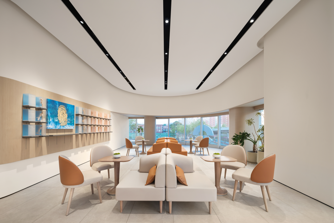 大连西安路蔚来中心丨中国大连丨元禾大千(软装),MOC DESIGN(硬装)-12