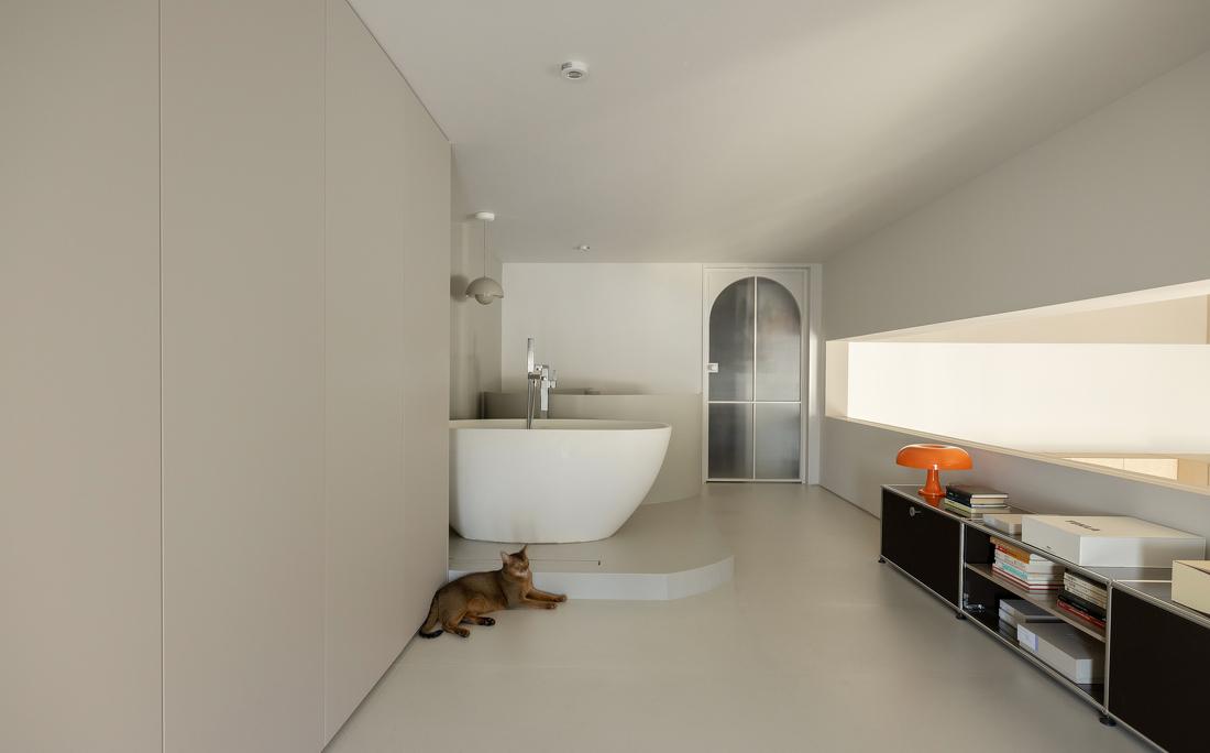 热爱 · 极简中古风复式住宅设计-13