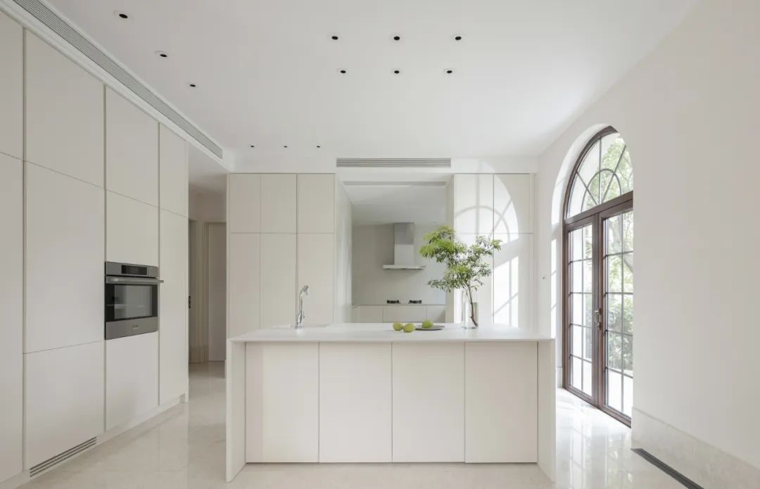 380㎡自然白私宅 | 简约生活，暗藏美好-15