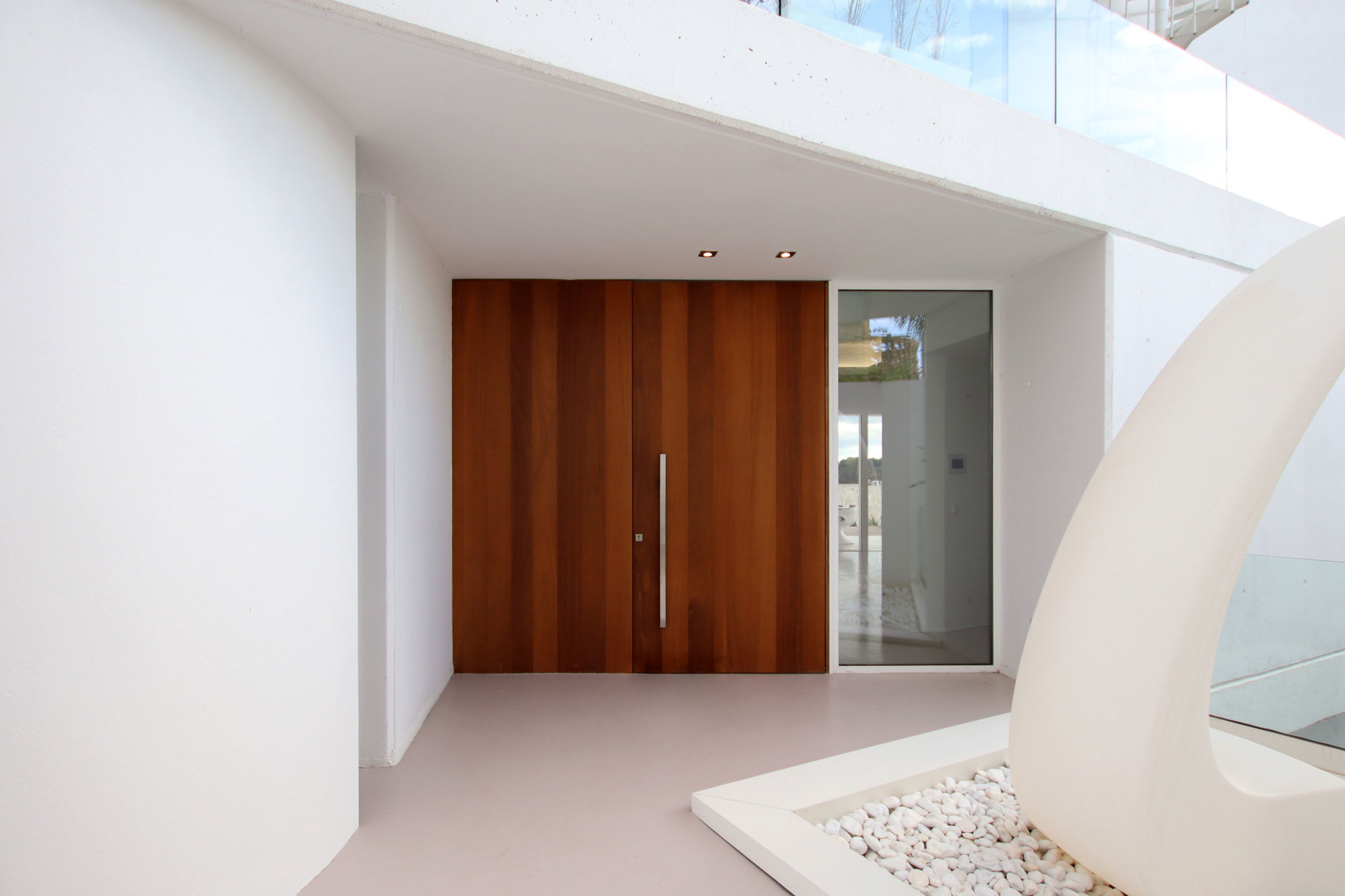 复杂地块上的曲线别墅设计-3