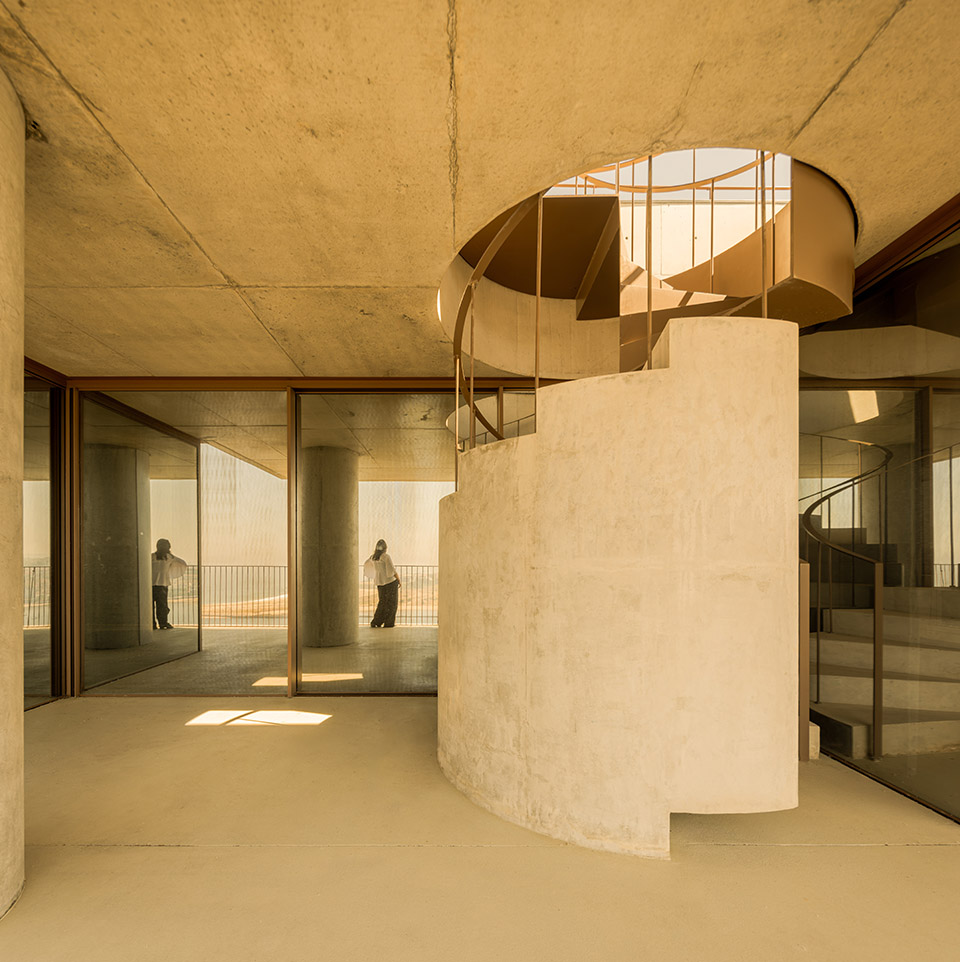 Miramar塔楼丨葡萄牙波尔图丨OODA-25