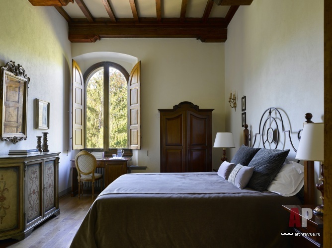 意大利托斯卡纳带壁画历史别墅修复丨娜塔莉亚·潘秋希娜-74