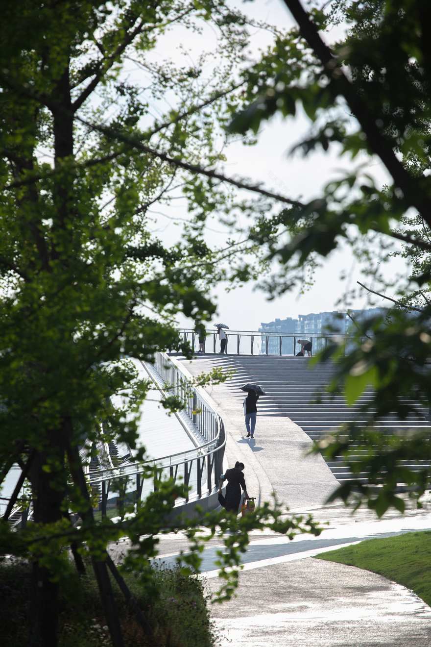 兴隆湖路演中心丨中国成都丨天仝建筑-15