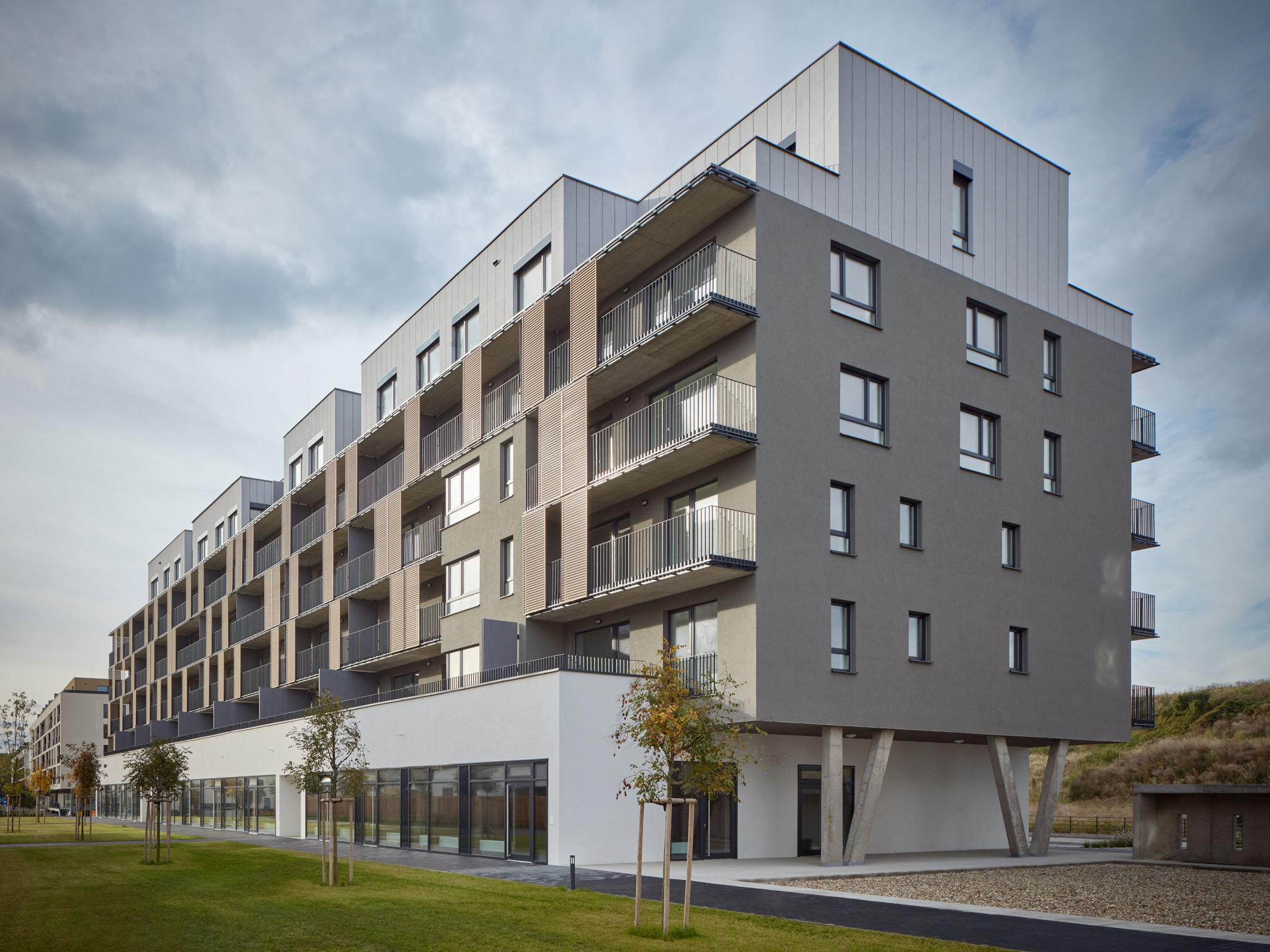 SLNEČNICE   VILADOMY 3  ETAPA COMPASS ARCHITEKTI-1