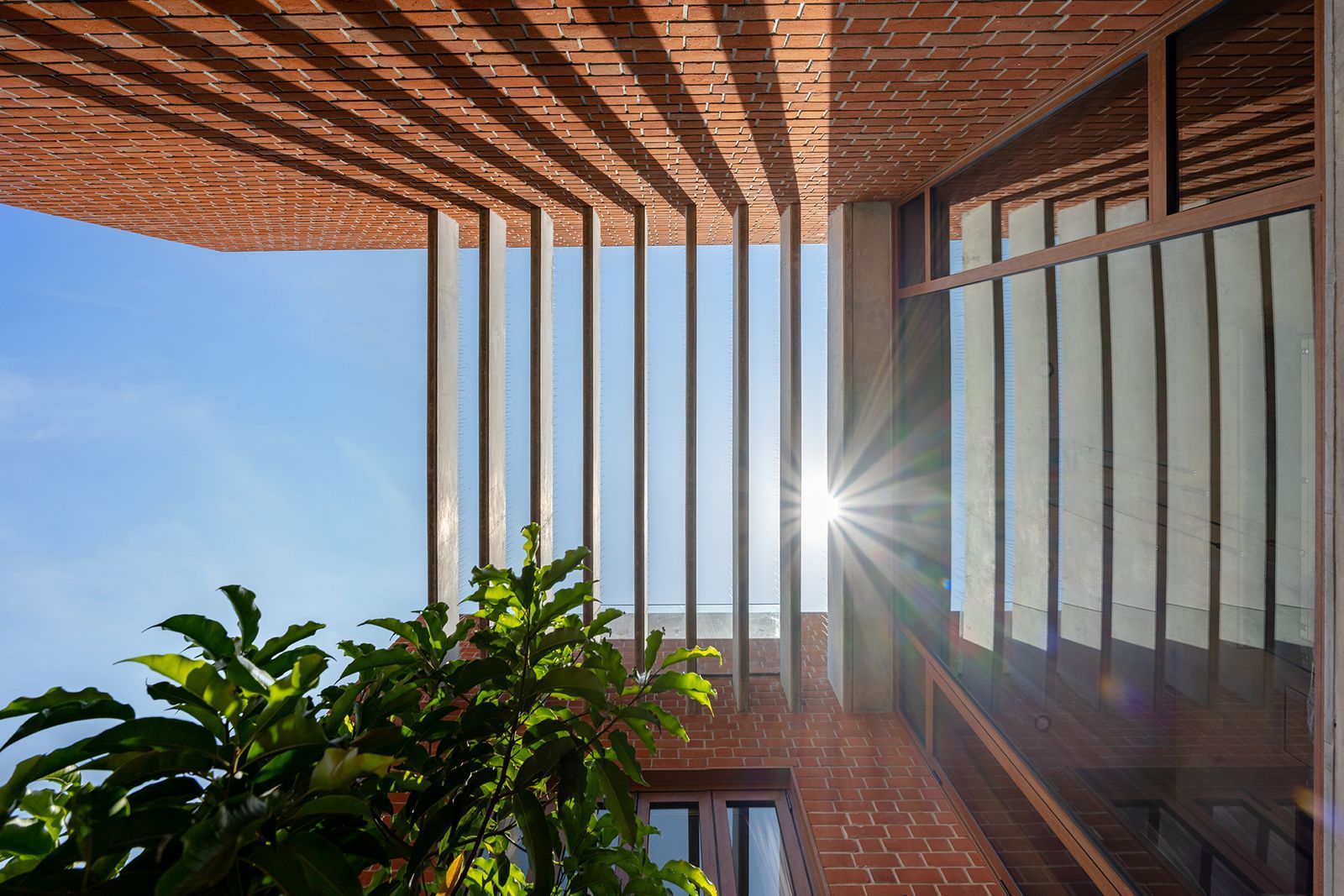 Vadodara极简且符合Vastu原则住宅丨印度丨Traanspace的Urvi Shah-30