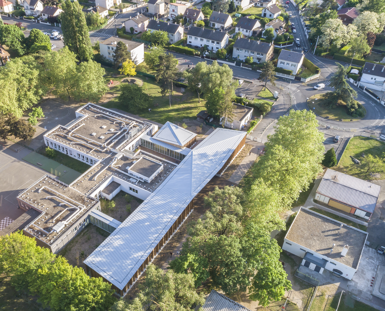 法国 Conflans-Sainte-Honorine 休闲中心与小学扩建项目-31