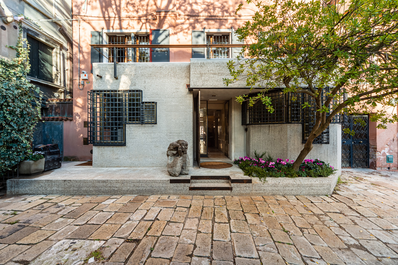  Restoration of Carlo Scarpa Balboni House 
			-1