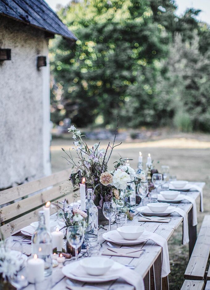 Beautiful table settings for a modern Australian Christmas-23
