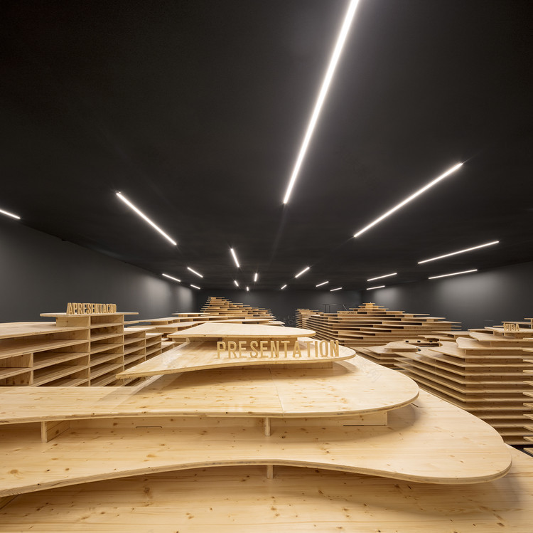 Megalithic Museum CVDB arquitectos + Tiago Filipe Santos + P-30
