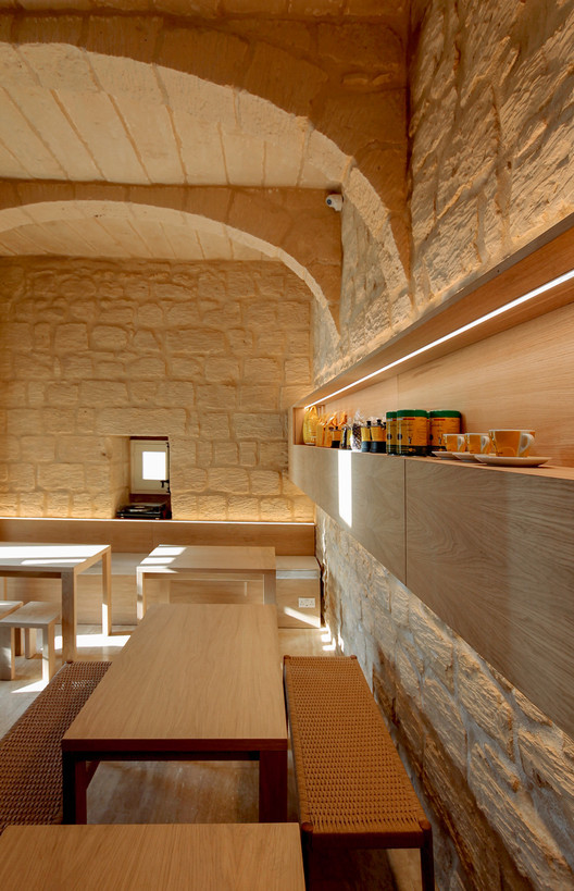 温馨 BERTA · 简约风咖啡馆的和谐魅力-18