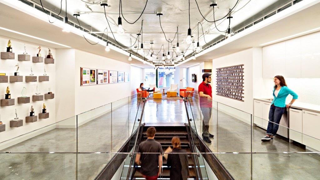 政治广告专家的活力办公空间-2