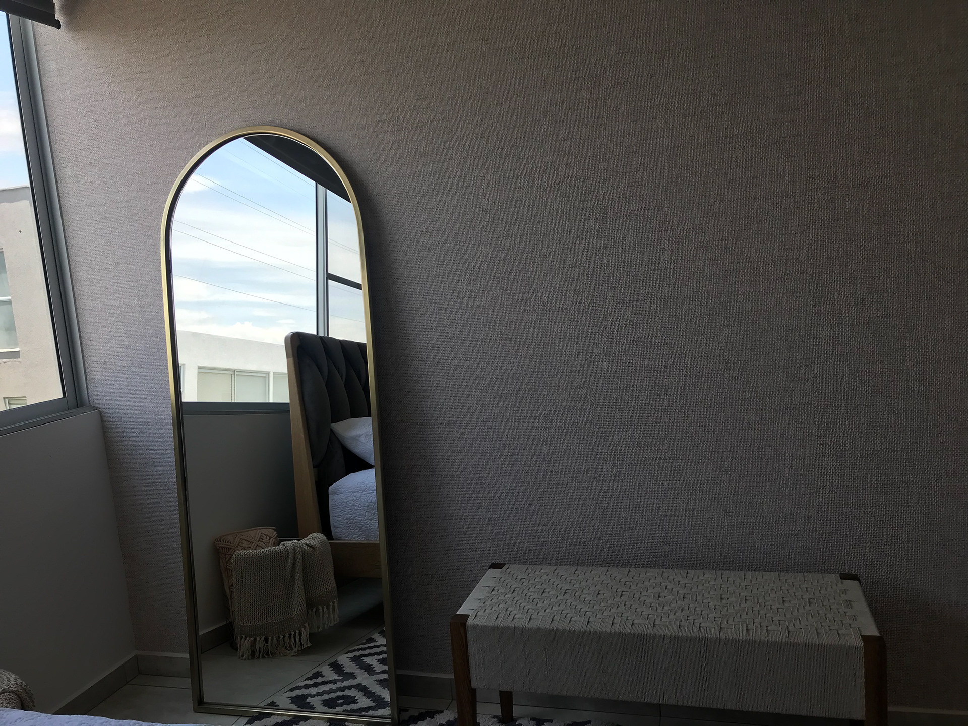 Carmina - Mirror Design-101