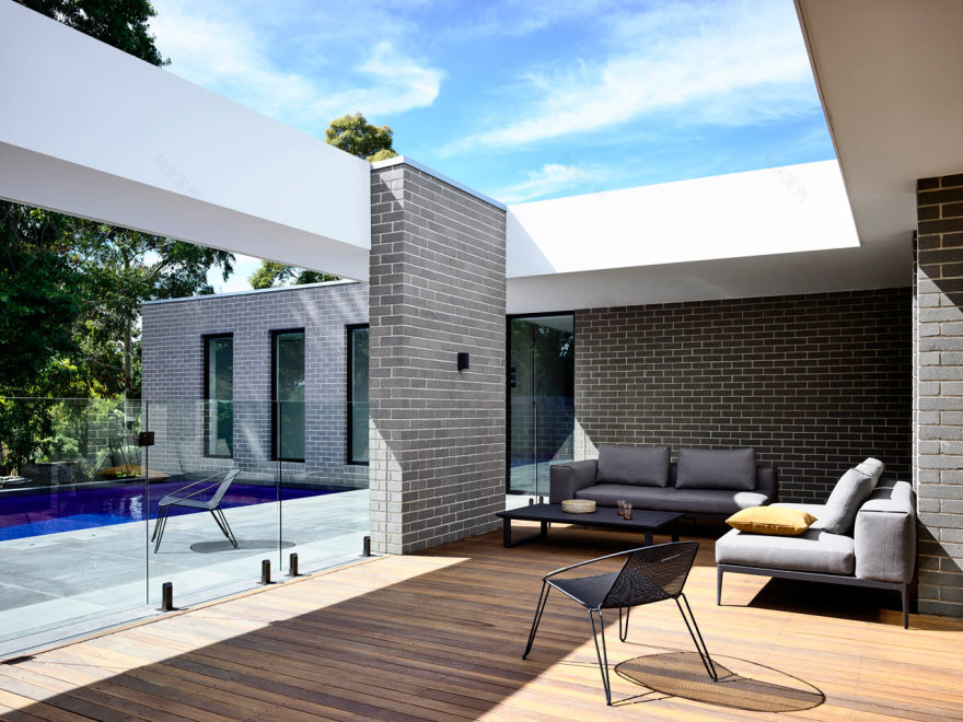 Park Orchards House by InForm-7