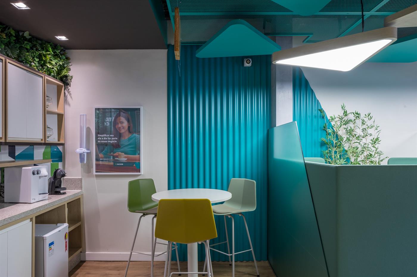 SK Borges 建筑公司打造温馨高效办公空间-4