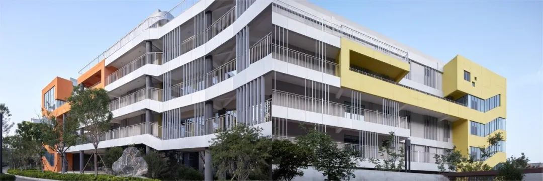 自由理想的“花园城堡”·济南北康初中教育建筑群落丨中国济南丨UA尤安设计-21