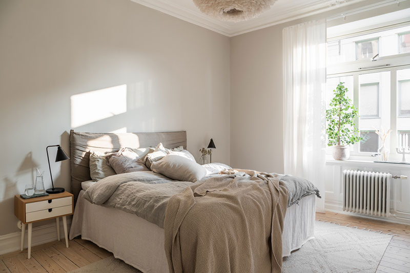 瑞典温馨公寓 | 木质元素与暖色调的完美融合-14