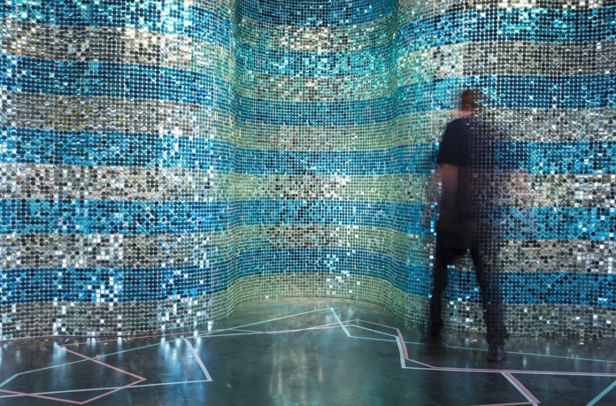 奇幻 NEON | 英国设计事务所探索建筑与艺术的交融-50