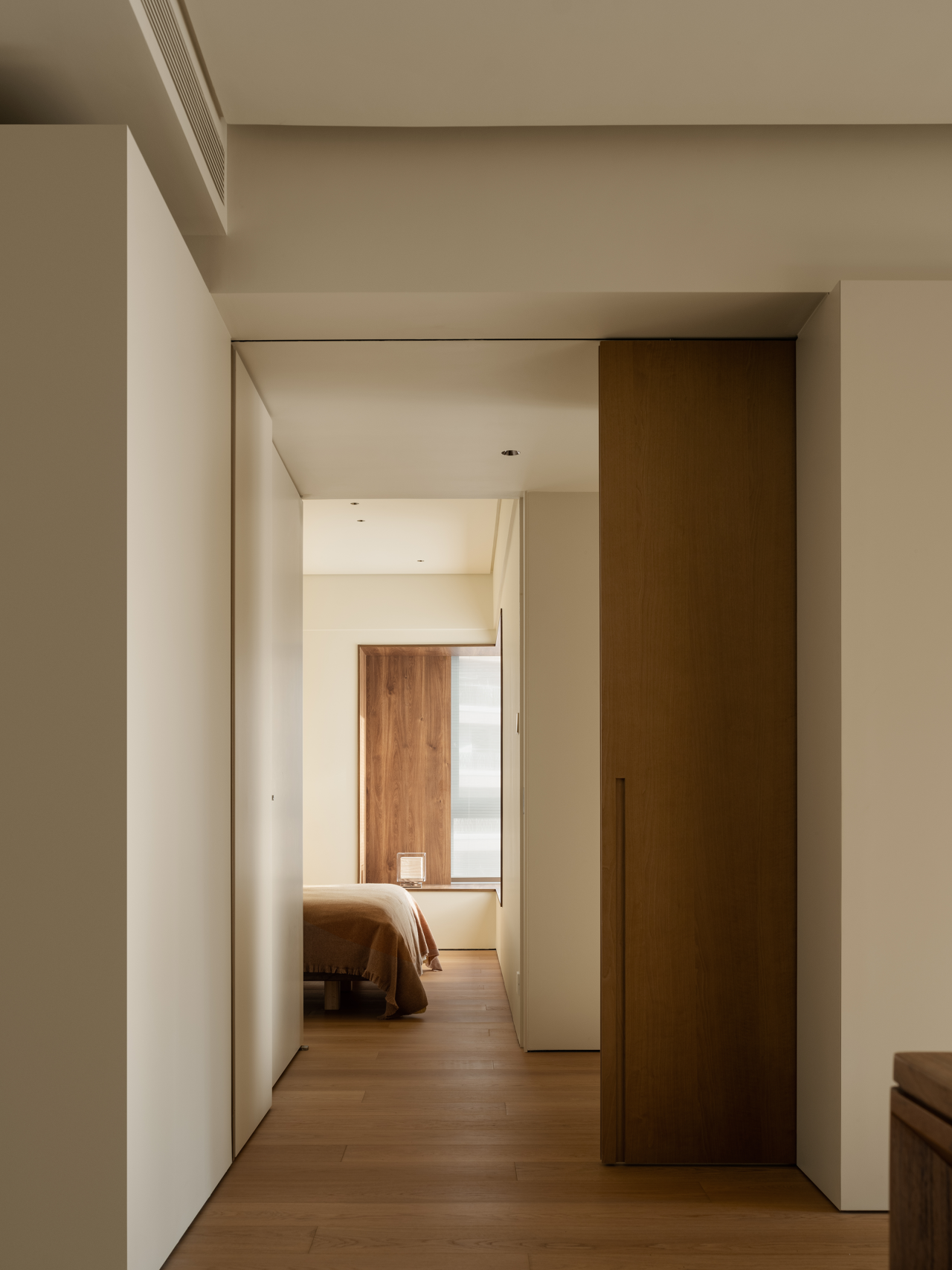 L 之家（注：这里HOUSE常见理解为房子、住宅等意思，结合前面字母L，推测为一个具有特定名称的住所之类，之家是比较常见表达，若有更多背景信息，可能有更合适译法 ） 丨中国广州丨KINJO DESIGN幾築空間設計-47