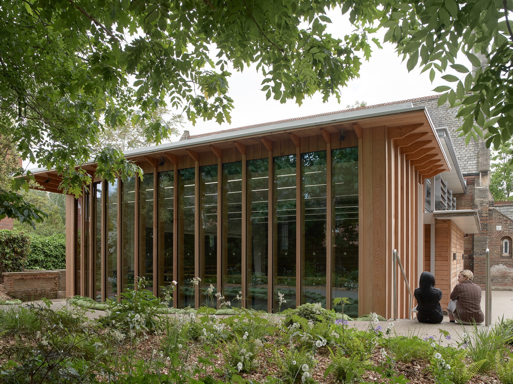 芭蕾和现代舞学校的Weston舞蹈工作室，伦敦 / MICA-3