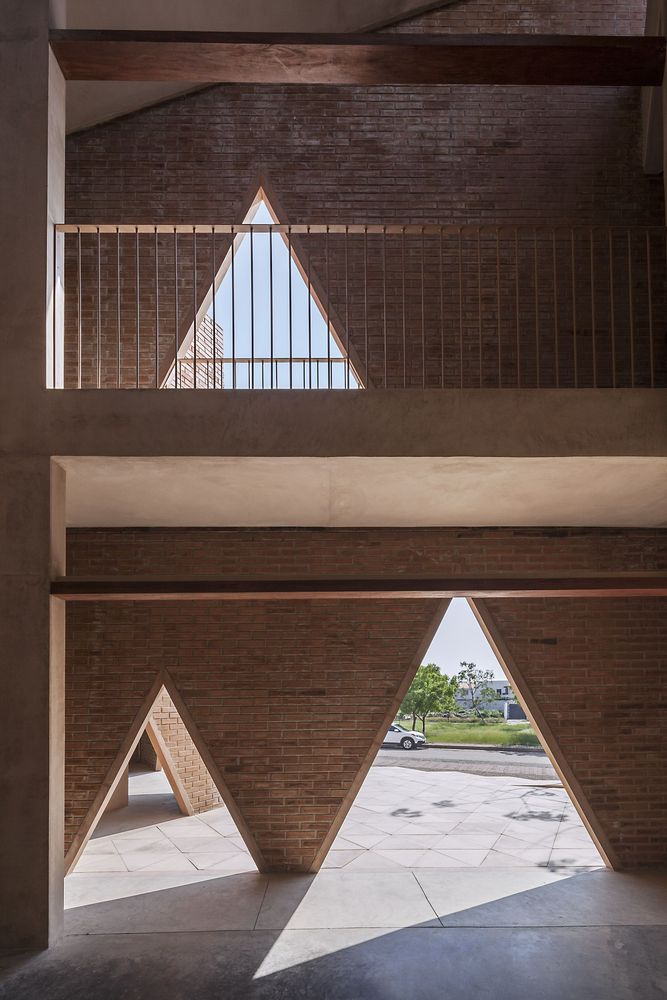 墨西哥马萨特兰蒙特梭利学校 · 儿童友好,环保设计-47