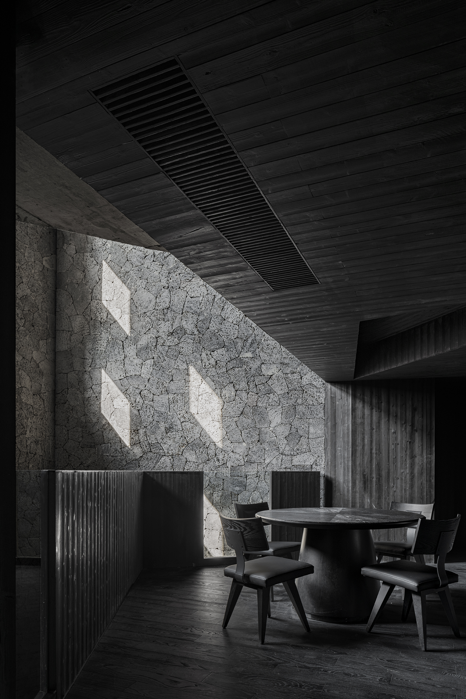 田间之上中国湘菜馆丨中国广州丨黑白木设计-57