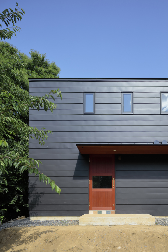 山梨县移居屋的温暖“边缘空间”-30